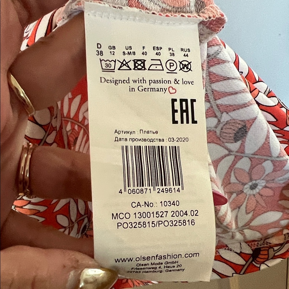NWT - Olsen Coral and White Leaf-Print V‑Neck Midi Dress - Picture 5 of 8